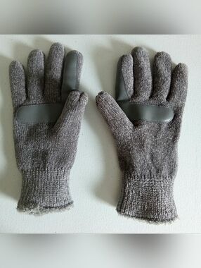 Isotoner Womens Chenille SmarTouch Gloves Touchscreen Knit Faux Fur Warm Ski